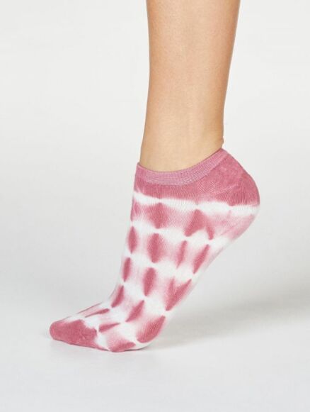 Thought Jules Bamboo Organic Cotton Tie Dye Trainer Socks Dark Rose Pink